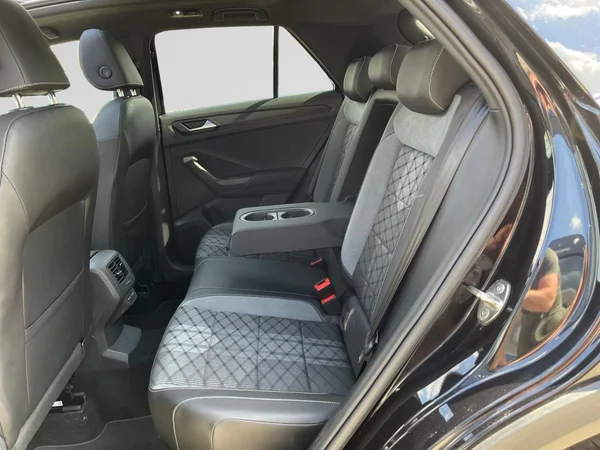 VOLKSWAGEN T-Roc (2025) — foto 6 van 18