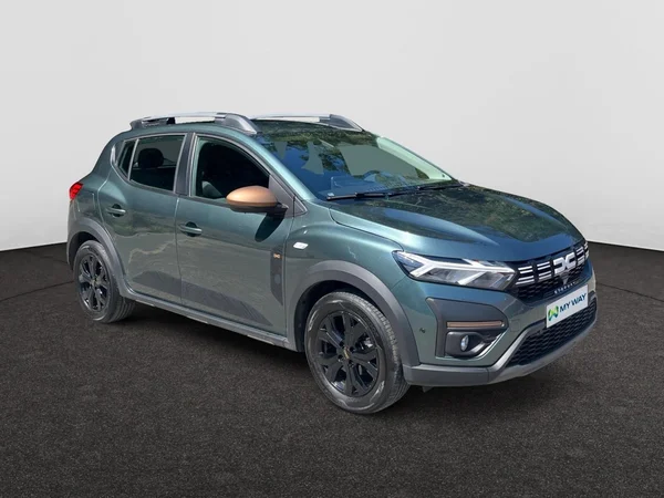 DACIA Sandero Stepway (2024) — foto 10 van 16