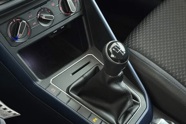Volkswagen Polo (2021) — foto 11 van 31