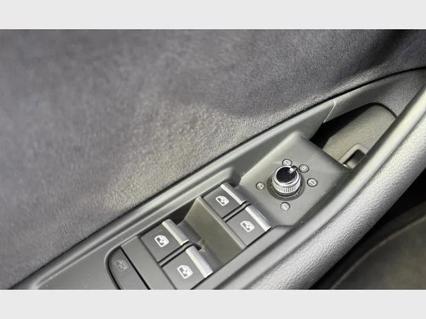 Audi A4 Avant (2024) — foto 5 van 31