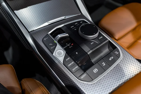 BMW 4 Reeks (2024) — foto 30 van 40
