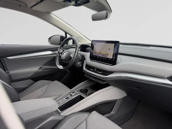 SKODA Enyaq (2021) — foto 13 van 19