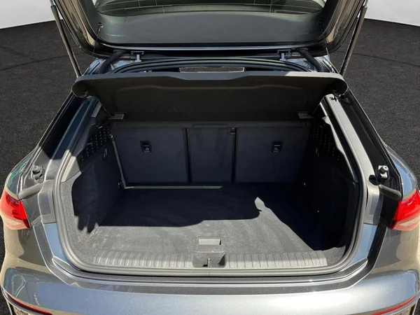 AUDI A3 Sportback (2024) — foto 19 van 22
