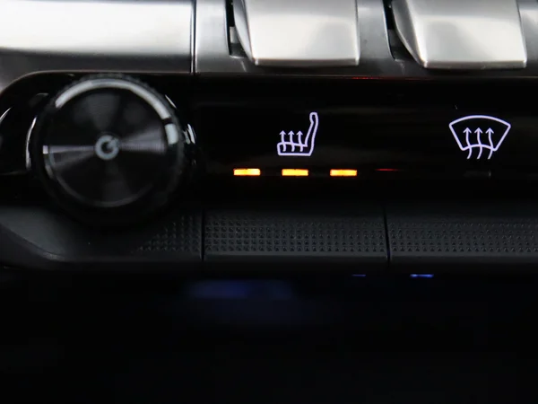 PEUGEOT 5008 (2023) — foto 19 van 28