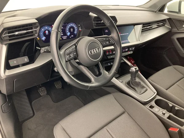 AUDI A3 Sportback (2021) — foto 11 van 36
