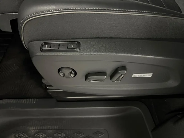 VOLKSWAGEN ID.Buzz Lwb (2026) — foto 6 van 15
