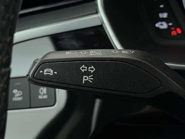 AUDI Q3 (2022) — foto 15 van 31