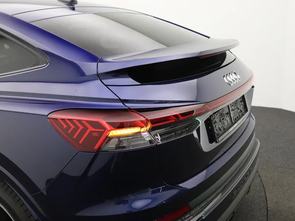 AUDI Q4 Sportback e-tron (2025) — foto 11 van 26