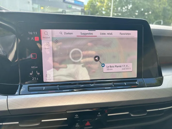 VOLKSWAGEN Golf Variant VIII Dsl (2023) — foto 5 van 24