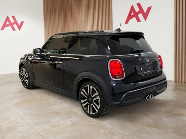 MINI Cooper-S (2023) — foto 28 van 28