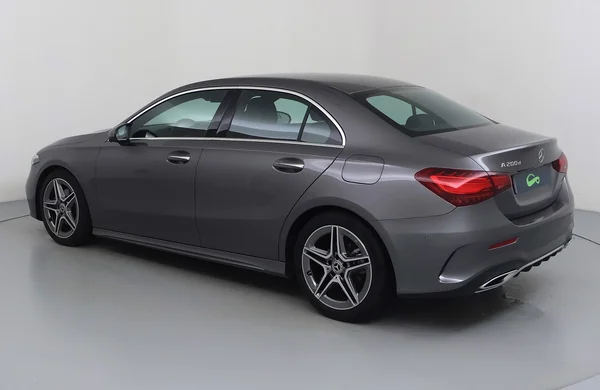 Mercedes-Benz A-Class Sedan (V177) (2025) — foto 23 van 33