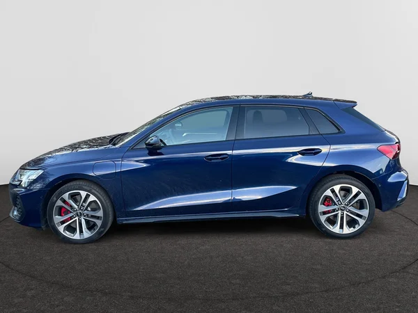 AUDI A3 Sportback PHEV (2025) — foto 12 van 24