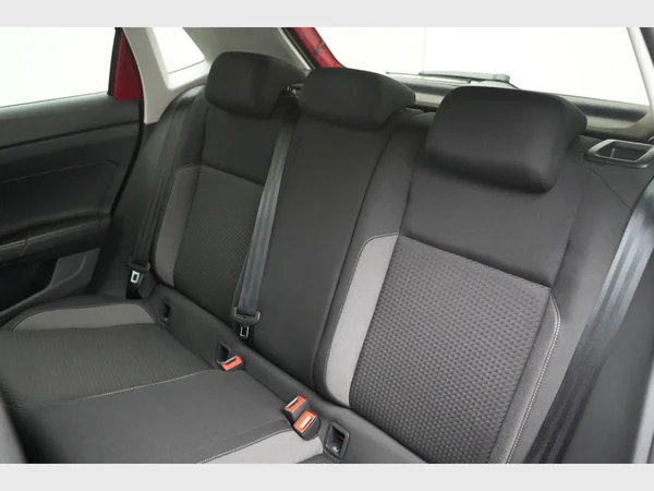 VOLKSWAGEN Polo (2024) — foto 17 van 25