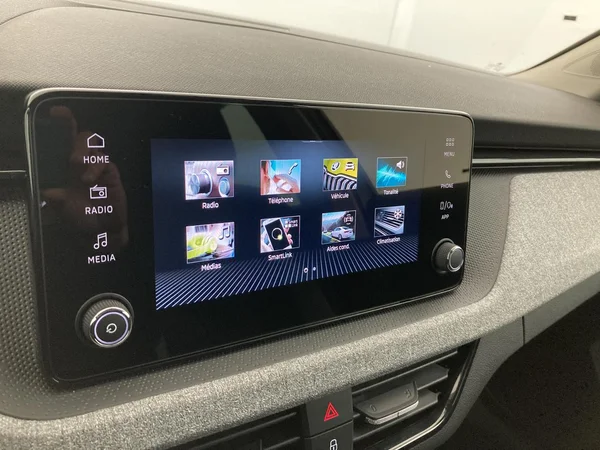 SKODA Kamiq (2025) — foto 15 van 36
