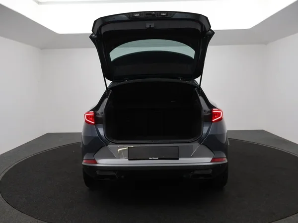 CUPRA Formentor (2024) — foto 19 van 27