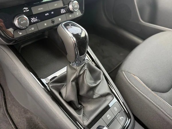 SKODA Kamiq (2026) — foto 10 van 18
