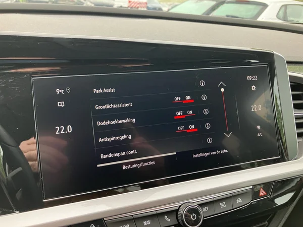 OPEL Grandland (2023) — foto 18 van 25