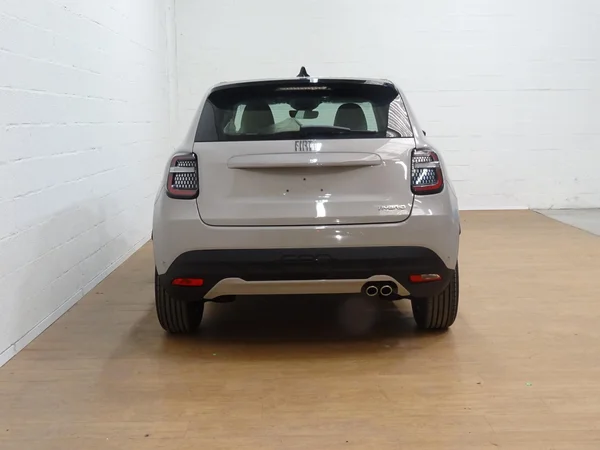 Fiat 600 (2026) — foto 2 van 23