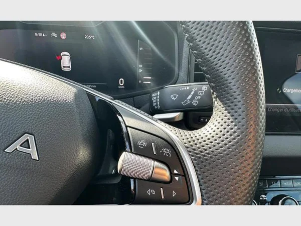 Skoda Karoq (2025) — foto 22 van 32