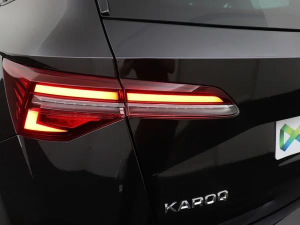 SKODA Karoq (2024) — foto 7 van 18