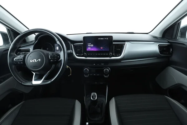 Kia Stonic (2022) — foto 3 van 16