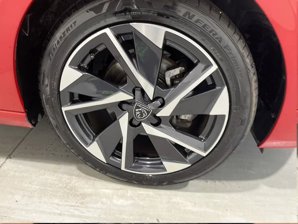 Peugeot 308 (2024) — foto 38 van 53