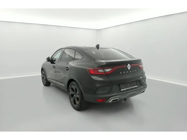 RENAULT Arkana (2022) — foto 31 van 33