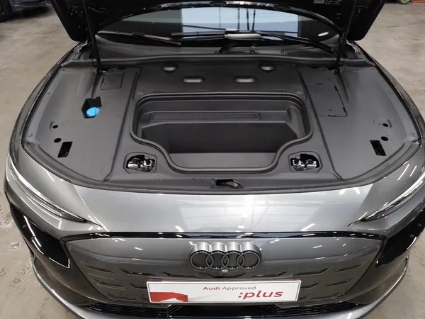 AUDI A6 Avant e-tron (2025) — foto 14 van 16