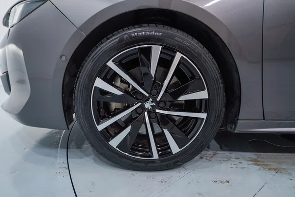 Peugeot 508 PHEV (2022) — foto 2 van 64