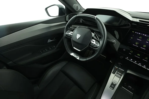 Peugeot 408 (2023) — foto 4 van 16