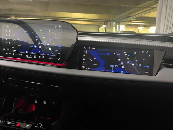 AUDI A6 Avant e-tron (2025) — foto 2 van 16