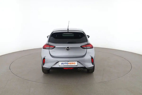 Opel Corsa (2022) — foto 11 van 16