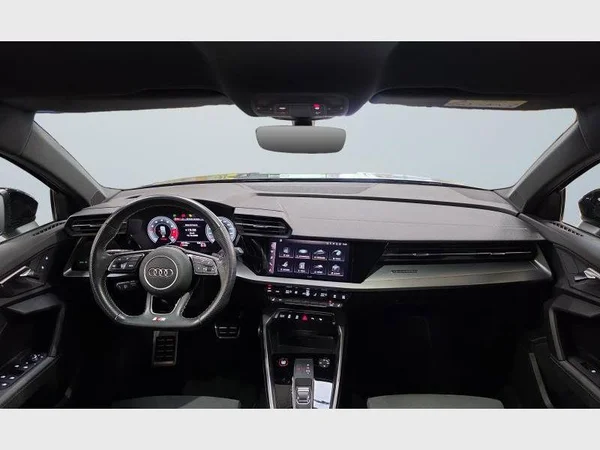 AUDI S3 Sportback (2023) — foto 2 van 36