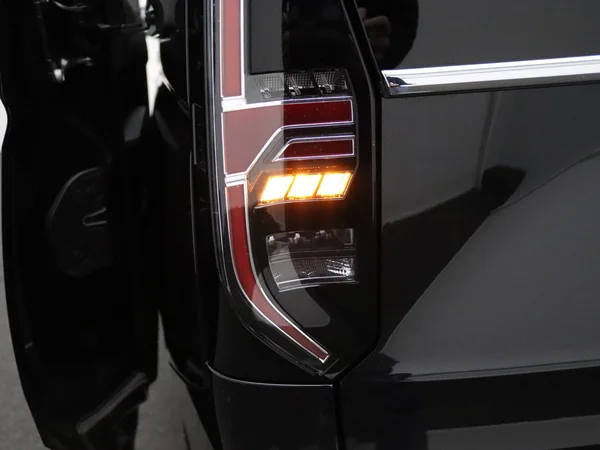 VOLKSWAGEN Caddy Maxi eHybrid (2025) — foto 2 van 20