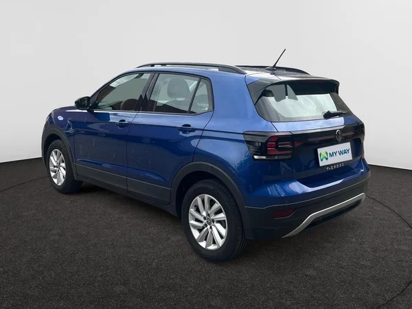 VOLKSWAGEN T-Cross (2023) — foto 14 van 17