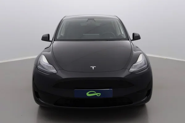 Tesla Model 3 (2023) — foto 29 van 30