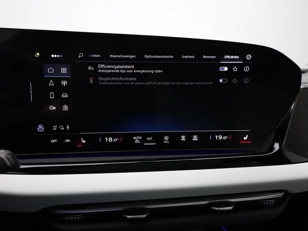 AUDI A6 Avant (2025) — foto 24 van 35