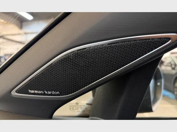 Volkswagen Golf VIII (2021) — foto 21 van 28