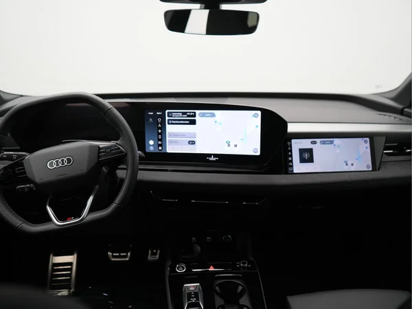 AUDI Q6 e-tron (2026) — foto 32 van 32