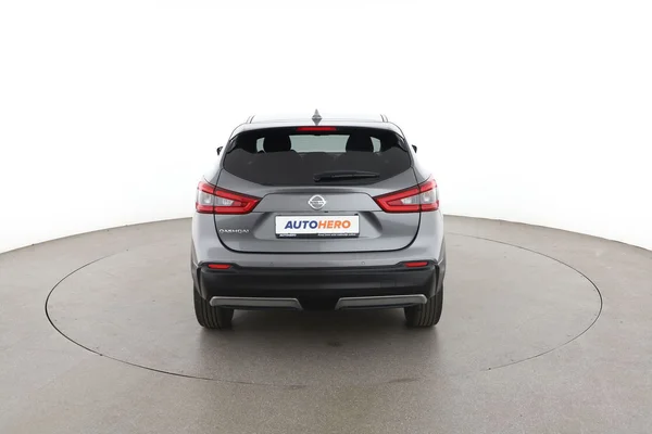 Nissan Qashqai (2018) — foto 11 van 16