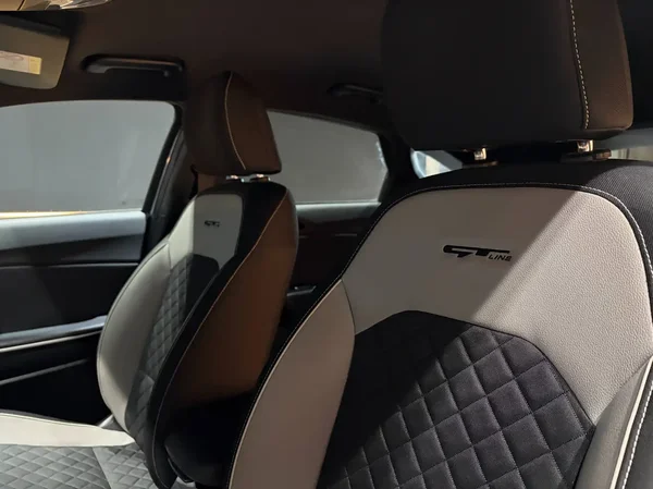 Kia Proceed (2020) — foto 2 van 26