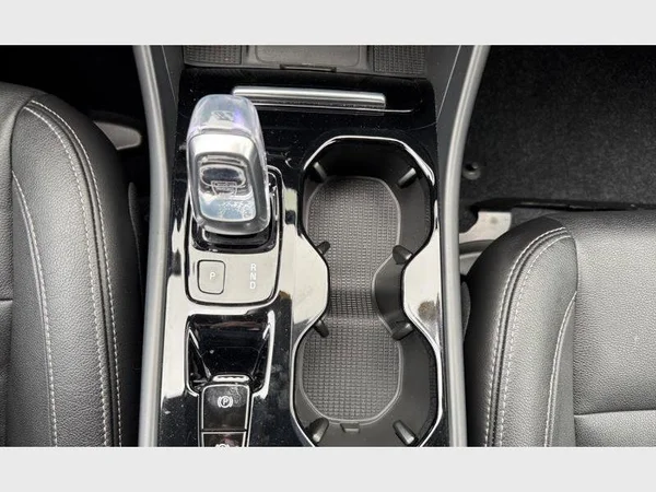 Volvo XC40 (2020) — foto 11 van 27
