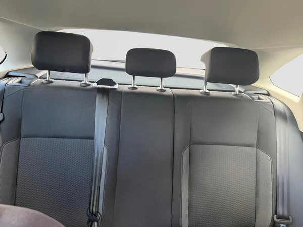 VOLKSWAGEN Taigo (2024) — foto 2 van 20