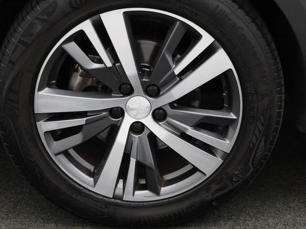 Peugeot 3008 (2021) — foto 5 van 46