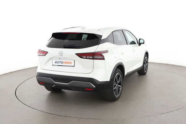 Nissan Qashqai (2023) — foto 12 van 16