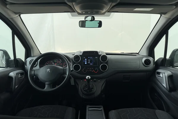 Peugeot Partner Tepee 2plc (2018) — foto 20 van 20