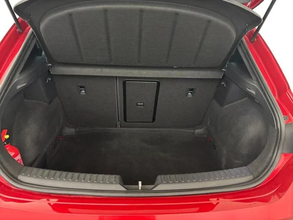 SEAT Leon Dsl (2020) — foto 9 van 17