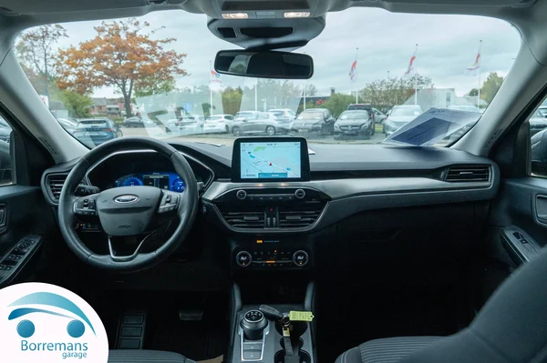 Ford Kuga (2022) — foto 12 van 33