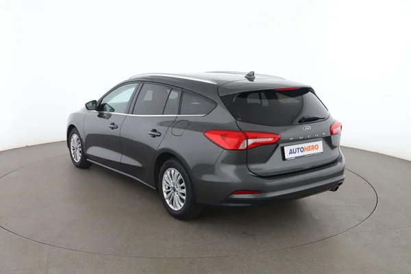 Ford Focus (2019) — foto 10 van 16
