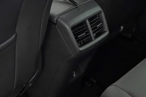 Citroen C5 Aircross PHEV (2023) — foto 16 van 29